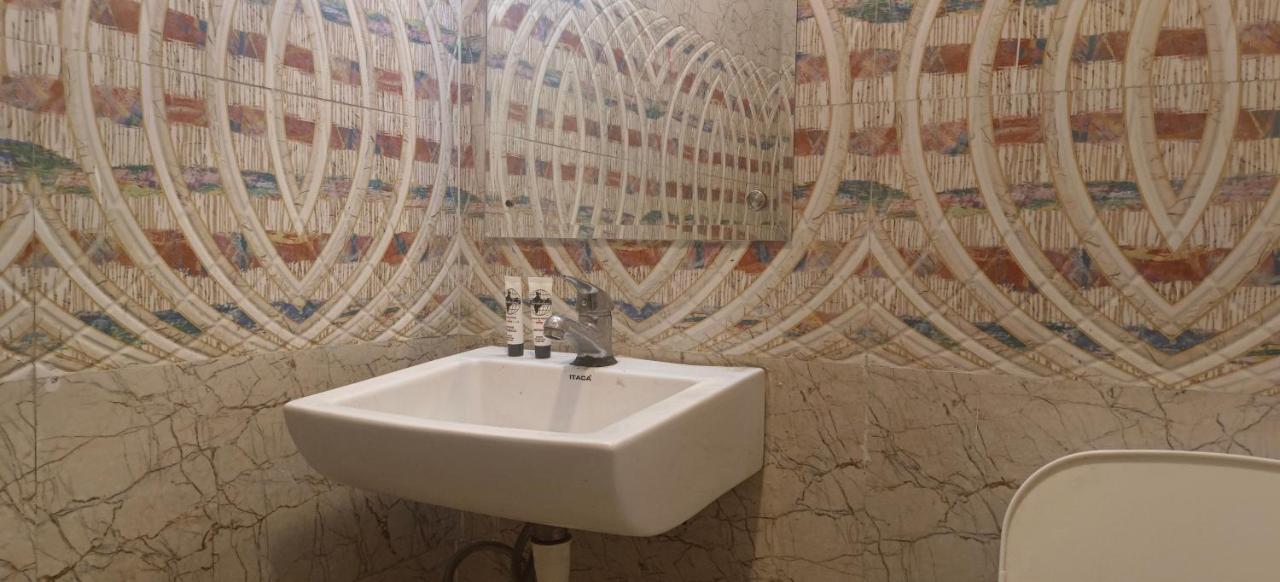 Airport Hotel Prince Palace By Byobhotels Νέο Δελχί Εξωτερικό φωτογραφία